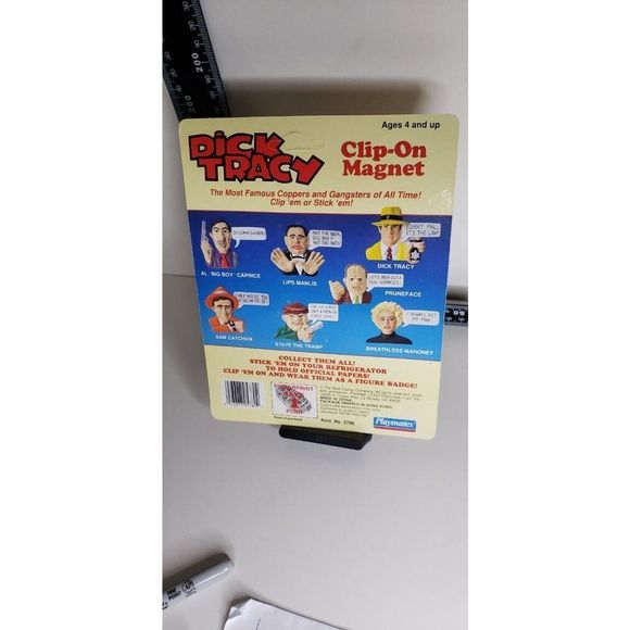 Vintage 1990 Dick Tracy STEVE THE TRAMP Disney Clip On Magnet On Card New - Picture 5 of 5